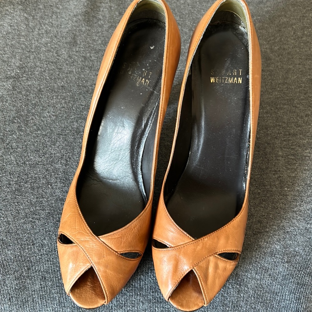 Pre-loved Stuart Weitzman Peep toe platform heels